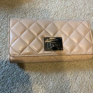 Micheal Kors Pink Leather Wallet